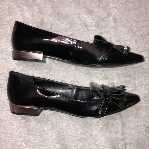 New Nine West Flats - Picture 3 of 6